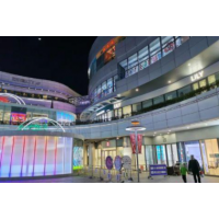 网传女子在沪一优衣库试衣间产子？警方回应→